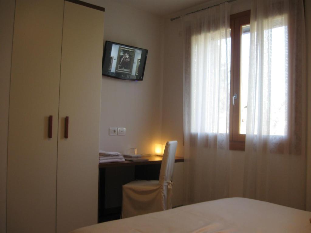 Hotel Mezzaluna Treviso Pokój zdjęcie
